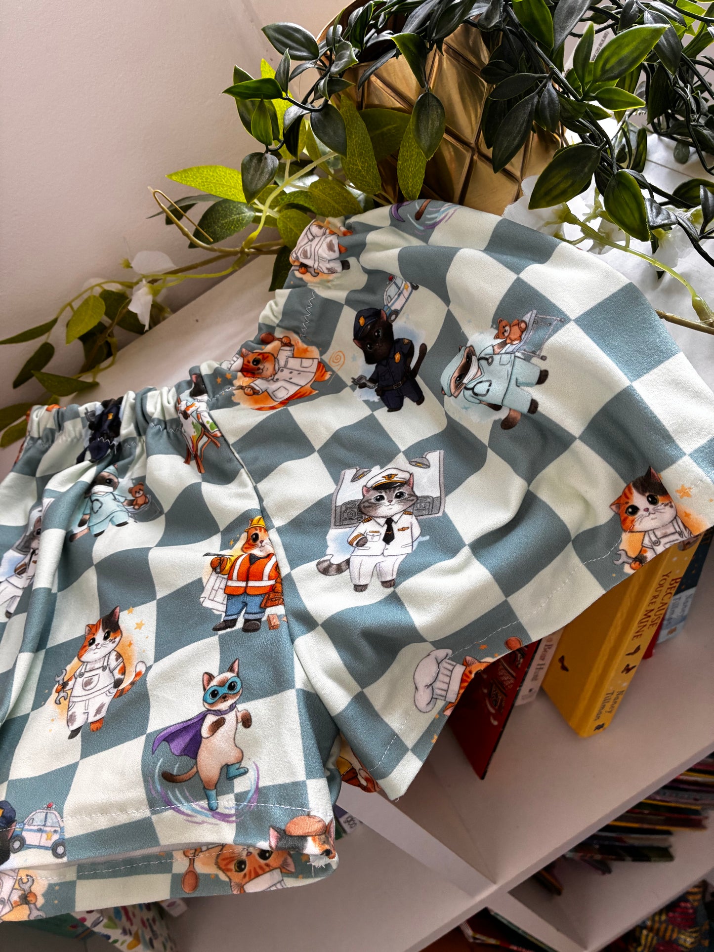 Loose fit shorts - soft cotton jersey - stretch - career cats check print