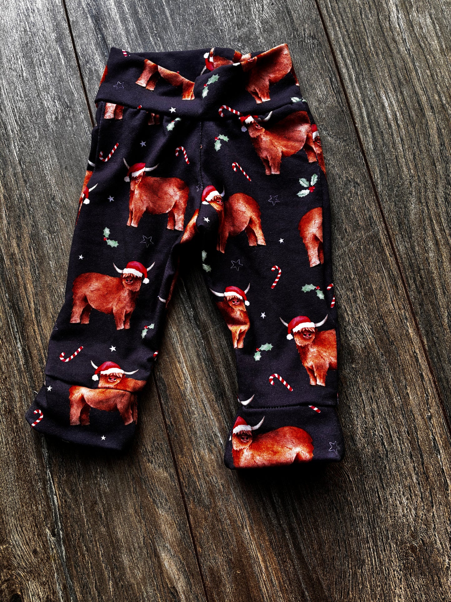 Newborn size Christmas Jersey Cows Navy leggings - first Christmas outfit for newborn baby