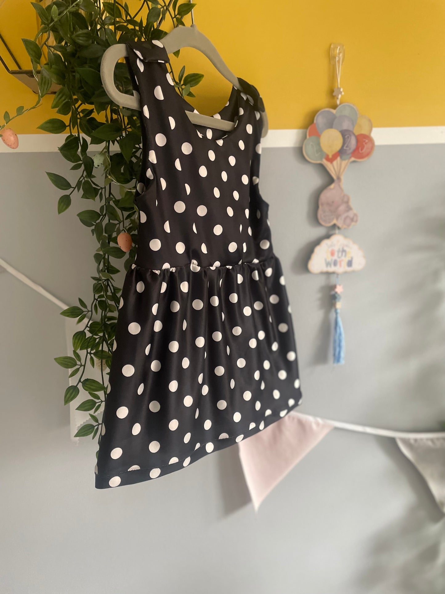 Ruby Sleeveless dress - patterned fabric